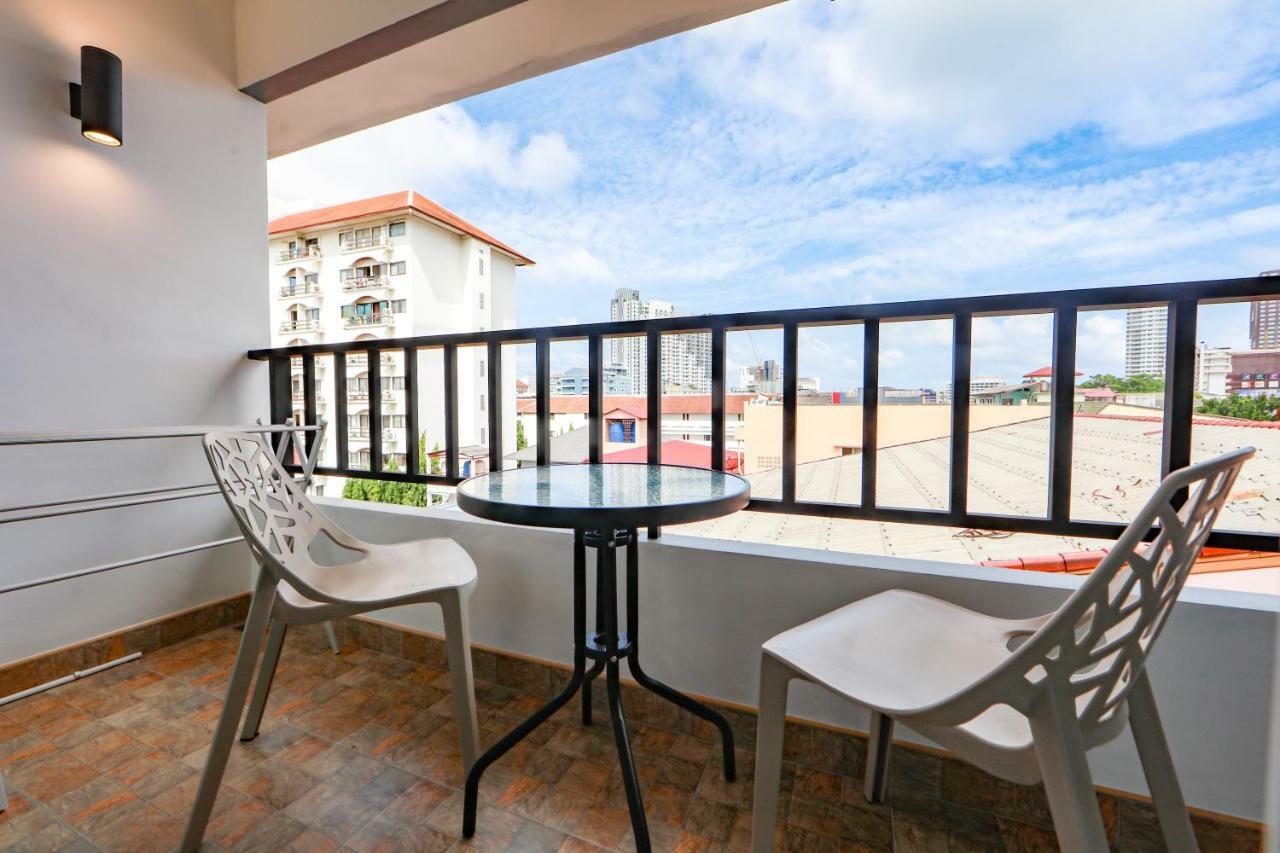 Nalanta Hotel Pattaya Exterior photo