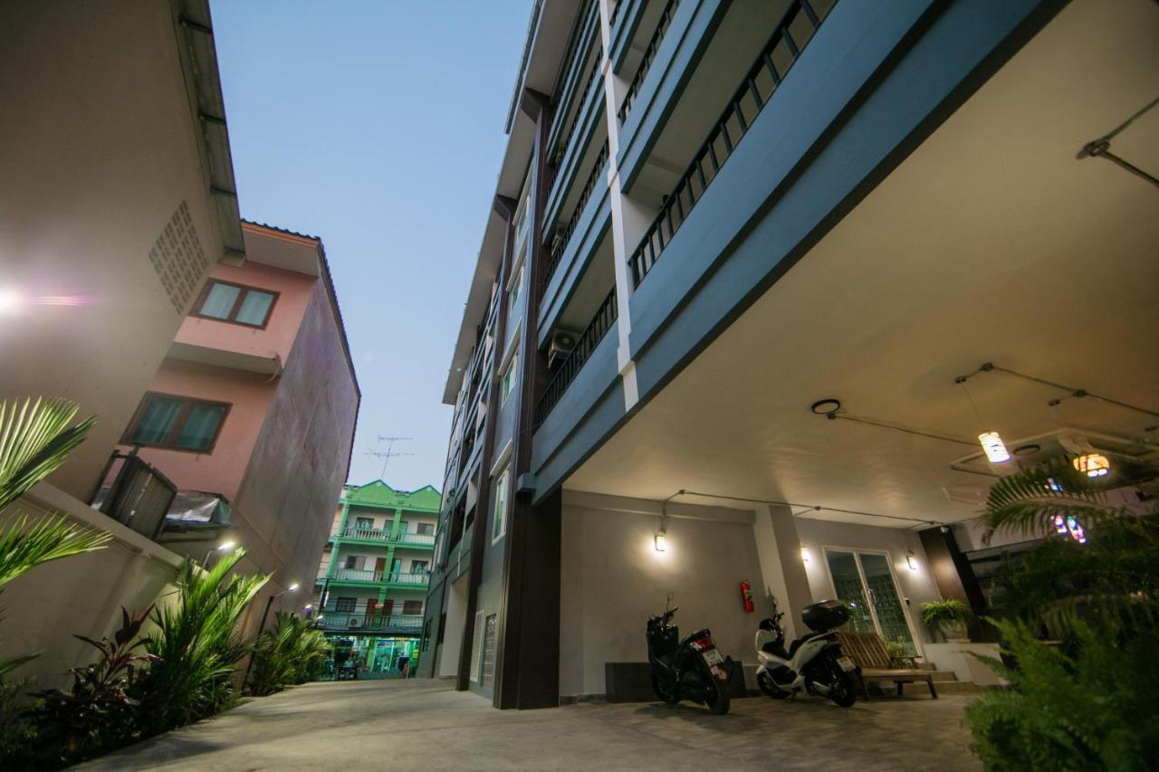 Nalanta Hotel Pattaya Exterior photo