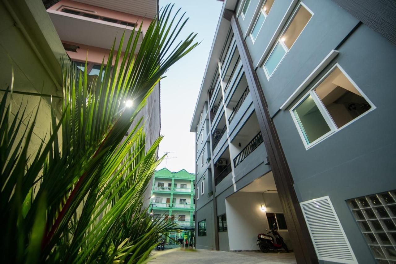Nalanta Hotel Pattaya Exterior photo