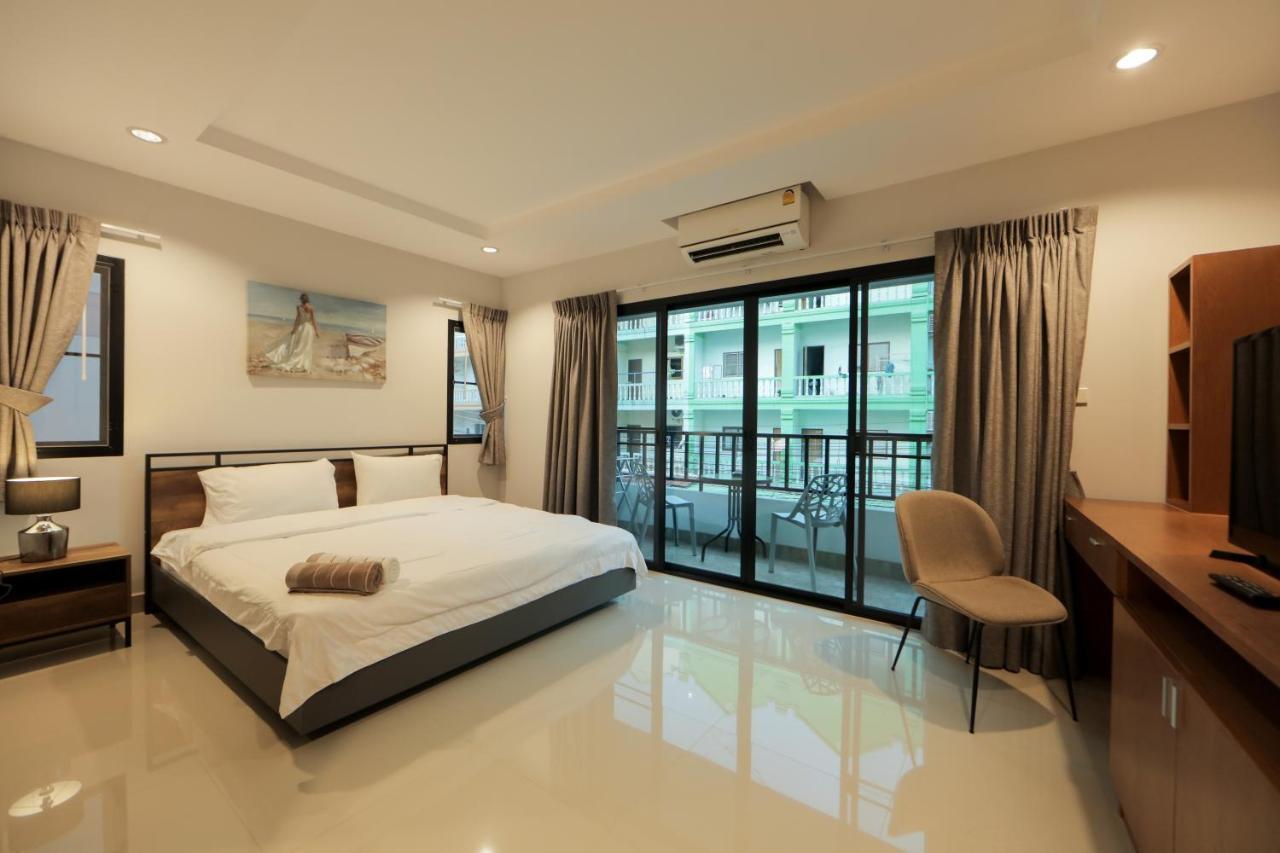 Nalanta Hotel Pattaya Exterior photo