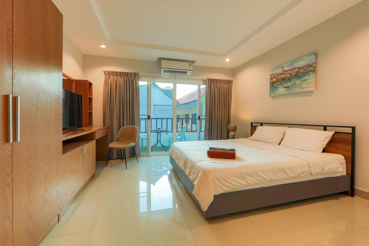 Nalanta Hotel Pattaya Exterior photo